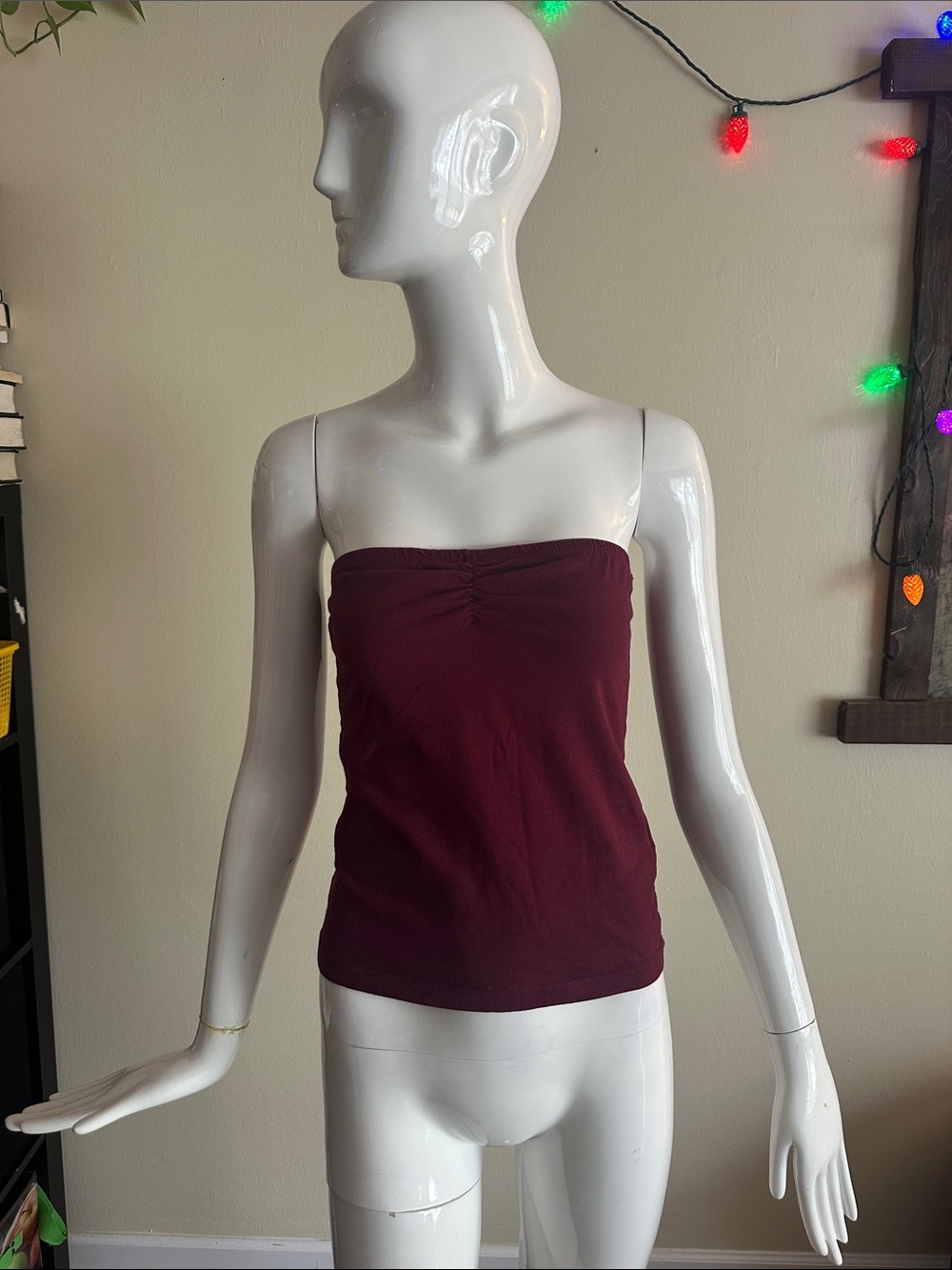 Stretch Strapless Tube Top in Burgundy